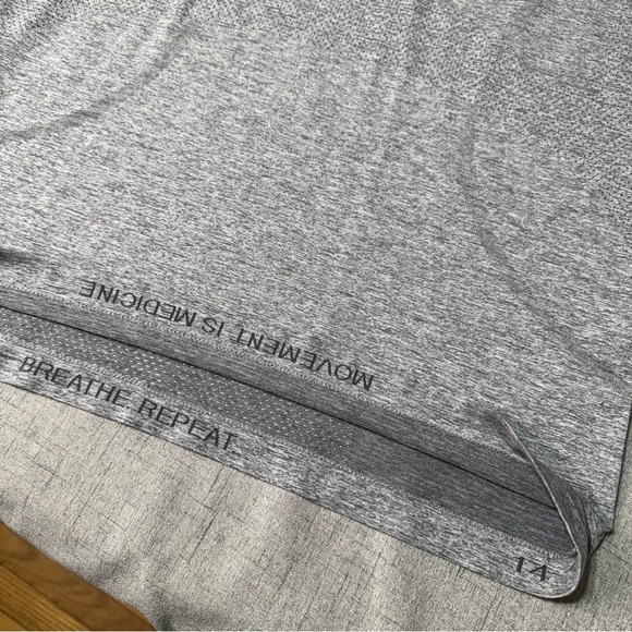 Lululemon Swiftly Tech 2.0 Short Sleeve Shirt Slate Gray Size 14 NWT - Picture 12 of 12